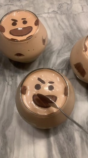 How to Make BT21 Cookies With Chocolate and Mascarpone
