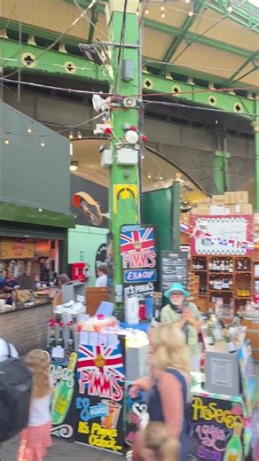 Borough Market, Midweek in The Summer