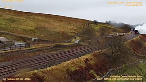 🚂The National Railway Museum's 60103 'Flying Scotsman' breezes through Garsdale working The Railway Touring Company's 'The Christmas Waverley' with West Coast Railways #Class47 47804 on the rear🎄 ℹ️ 1Z37 #York to #Carlisle 🎦 #Garsdale 📅 10/12/23 Yorkshire Dales National Park #FlyingScotsman | Railcam