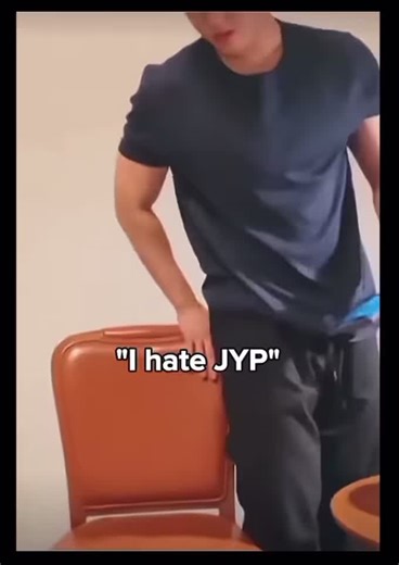 How to become friends with skz a tutorial #fypシ #straykids#skz#kpop#kpopskz @⋆𐙚𝘊𝘩𝘳𝘪𝘴𝘣𝘢𝘯𝘨愛𖹭.ᐟ @❁Ash-seeing skz 6/26❁ @✨keylaaaa (changbin ver♡🐰🐷)✨ @🥟Kiwi🥝 @@kakau_lix2.0stay_kpoper @⌁𝑨𝒍𝒊𝒄𝒆☆ @! ୨ৎ KATSEYE ୨ৎ! @⋆｡‧˚ʚ 𝓈𝒽𝒶𝓇 ɞ˚‧｡⋆ @👾༒ℛℴ𝓉𝓉ℯ𝓃༒🪼 @‧͙⁺˚*･༓☾ AJ ☽༓･*˚⁺‧͙ @☆⋆｡𖦹°‧★ @❤️ Lilly Marlen ❤️ @🍊🧡Jeongin's Orange hair 🍊🧡 @🎄ZOEY AND SQUEAK🌲 @🥬baked cinnamon chives🥬 @❤ Mackenzie ❤ @❤️🇰🇷Stray kids❤️🇰🇷 @1ißyã @愛 @🐣✨zada!💙🪸 @🐾 Ravenn 🐶 @💋Taheli💋 @🩷𝒮𝑜𝓅𝒽𝒾