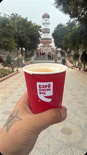 Shraddha ki lehar, parampara ka sangam✨ CCD is here at Maha Kumbh 2025 to add warmth to your divine journey. | Cafe Coffee Day