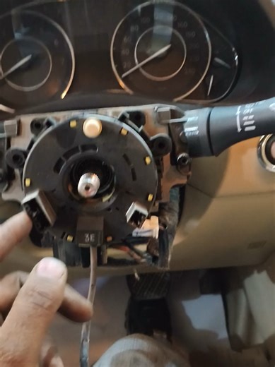 Nissan B1049 code indicates an open circuit in the driver's side airbag deployment circuit