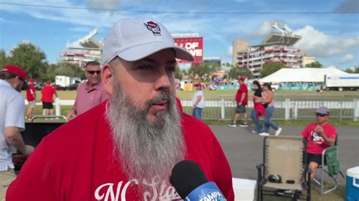 NC State, Memphis fans tailgate before Gasparilla Bowl at Raymond James Stadium