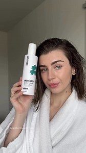 Shampoo strips your hair and scalp making your hair dry and lifeless! Simplify your hair routine with Hairstory's gentle and effective, non-toxic formulas. | Hairstory Studio