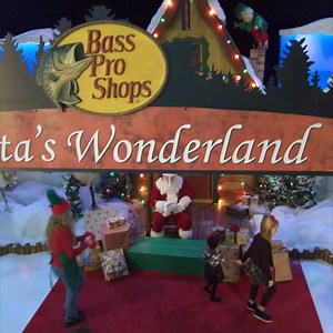 Enjoy the magic of Christmas! | Bass Pro Shops