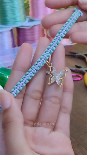 Hey, Vamos produzir mais uma?! 🙋🏻‍♀️🦋 #pulseira
