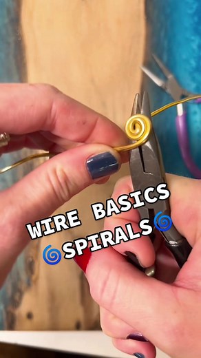 How to make spirals with wire #wirecraft #jewelrymaking #lizfoxroseberryshop #foxcraftcustom