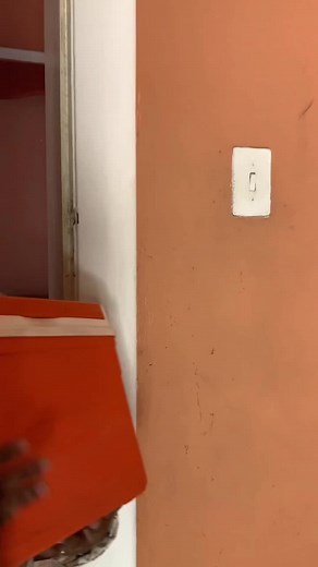 Hey guys we’re super excited to be part of this amazing Mukuru era of secure, fast and cost effective money transfer!! You can now send and receive money using the new Mukuru wallet on your phone! Don’t be left out, let’s colour the world orange🧡🧡#zvakuendeka #mukuruwallet @mukurudotcom #zimwallet