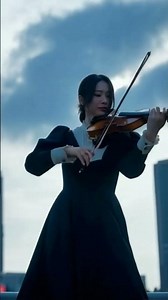 Levitating violin 🎻 #violin #music #levitating