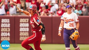 201K views · 6.1K reactions | THE STREAK SURVIVES IN NORMAN!  Relive Oklahoma Softball's 7th-inning comeback to set the NCAA win streak record and advance to the #WCWS. #RoadToWCWS | NCAA Softball | Facebook