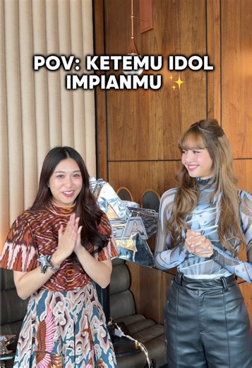 Irene Bertemu Lisa: Momen Spesial dari Indonesia ❤️‍🔥