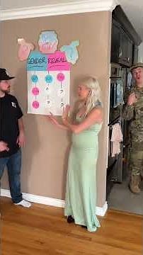Soldier surprises family during fun gender reveal game 🥹