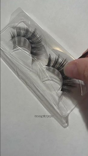 DIY lashes for your Halloween costume tutorial - easy Halloween diy makeup