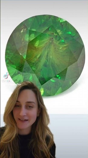 January Birthstone: Garnets! this gemstones comes in a wide range of colors and variations #garnet