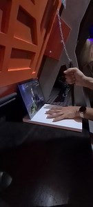 Hey Bishop, do the thing with the knife ! It doesnt look that difficult using the same James Cameron's trick __ __ __ Eh Bishop, haz lo del cuchillo ! No parece tan dificil si se utiliza el mismo truco que James Cameron en Aliens __ __ __ @officiallancehenriksen @jamescameronofficial @stanwinstonschool @alienanthology #Alien #Aliens #Xenomorph #Giger #HrGiger #SciFi #jamescameron #Ripley #surfinglife #SigourneyWeaver #facehugger #sciencefiction | Luis Nostromo