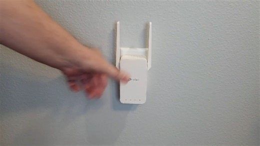 Watch TP-Link AC750 WIFI Extender Review on Amazon Live