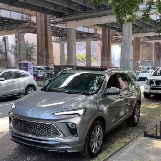 It's easy to prioritize the things that matter most with the Buick Encore GX. | Buick