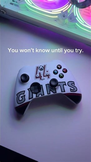 Custom hand painted Xbox controller 🔥 #xbox #gaming #controller #custom #painting #art