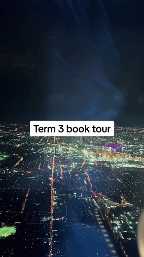 An absolutely epic term three! Thanks to all the teachers, librarians, festival coordinators, booksellers, publishers and volunteers who made it happen, to the authors I ran into on the trail, to my family for holding down the fort, and most of all to the amazing READERS I met! #liliwilkinson #booktok #yabooktok #bookish #author #authortok #fantasybooktok #books #inspiration #australiatiktok #creativity #storytelling #youngadult #ya#CapCut