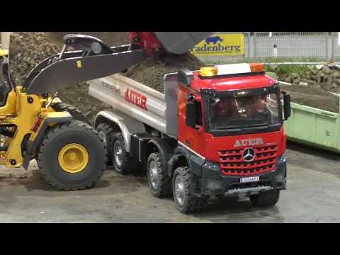 RC Truck Action! Trucks & Construction Fun on a amazing Parcours @ Messe Graz 2018