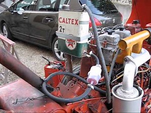 Démarrage du Renault D22