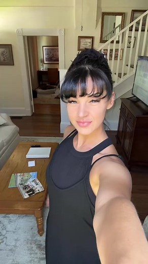 Eveline Stone on TikTok