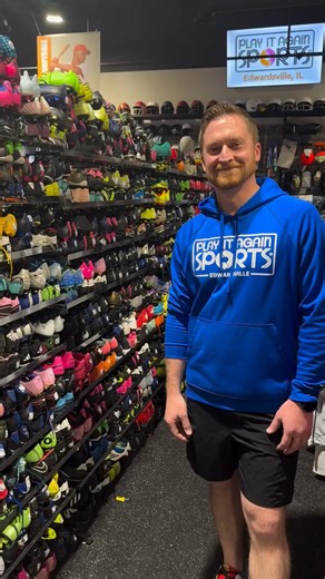 ⚽️🏈⚾️ Got cleats collecting dust? Give them a second life — and earn cash while you’re at it. We buy quality used cleats for soccer, football, baseball, softball, and more. Whether you’ve outgrown them or moved on to a new season, your old gear still has game. ♻️ Help keep gear out of landfills and in the hands of new players. #GearUpGreen #PlayItAgainSports #SecondhandSports #CashForCleats 📸 : Play It Again Sports - Edwardsville, IL | Play It Again Sports