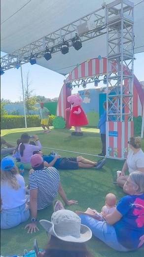 Peppa Pig LIVE in FL theme park!