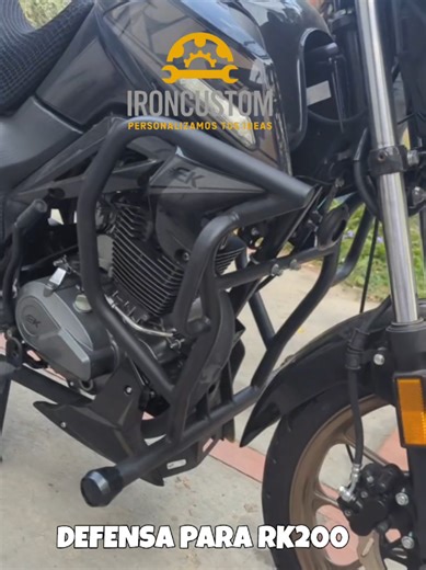 Defensa para RK200 modelo nuevo hecha 100% a la medida. 🏍️ Ajuste perfecto, más protección y mejor estilo. ¿Le pondrías una a tu moto? 🔧 #RK200 #Motos #AccesoriosParaMoto #DefensaParaMoto