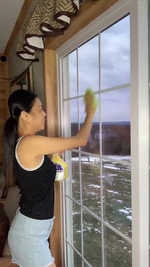 It’s raining men!🤣 #itsrainingmen #vibes #fyp #fypage #foryoupage