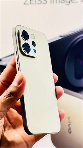 VIVO V70 (5G) pre Orders