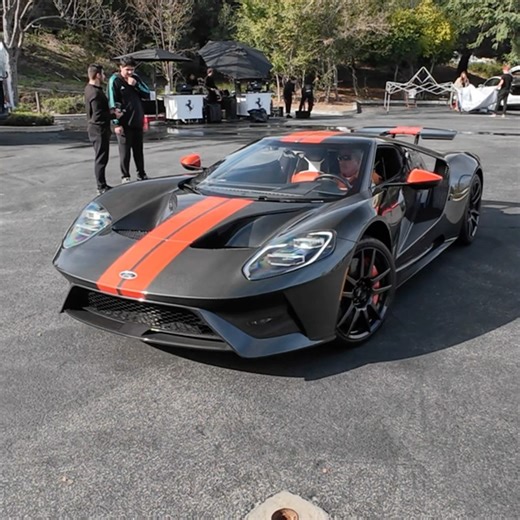 Ford GT startup and drive off #ford #fordgt
