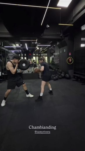 Rivers entrenando boxeo: entrenamiento y técnica