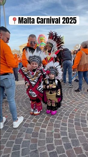 Malta Carnival 2025 🎭🇲🇹 | Colorful Costumes & Street Parades in Valletta!