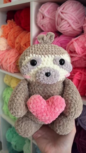lets crochet a sloth 🥰🦥 pattern coming soon! #crochet #crochetersoftiktok #crochetplushie #crochetplush #crochettok #crochettiktok #amigurumi #fyp