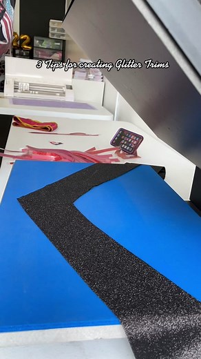 Glitter Trims Course for Graduation Stoles