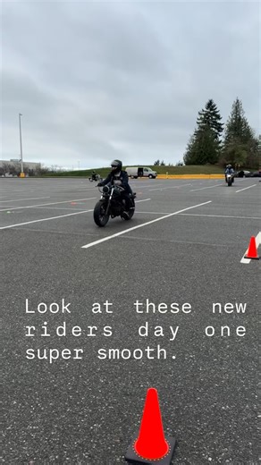 New riders day one yes it’s cold but look how smooth they are. Thank you for choosing.#gowmst #training #newrider | Go WMST Washington Motor vehicle Safety Training