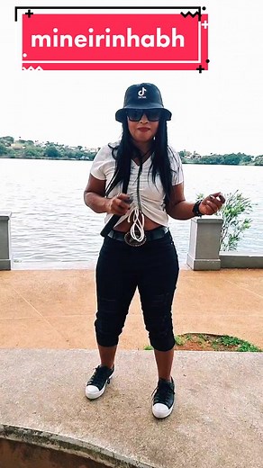 Stylish Outdoor Performance by the Water