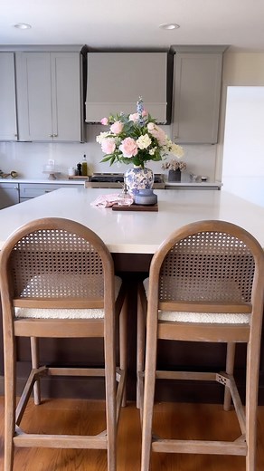 38K views · 224 reactions | February 16- April 12 DIY Kitchen Renovation in Under TWO Months! I’m still tired 藍 #diykitchenrenovation #kitchendesign #kitchenoftheweek #diyhomeprojects | Lake and Lumber | Facebook