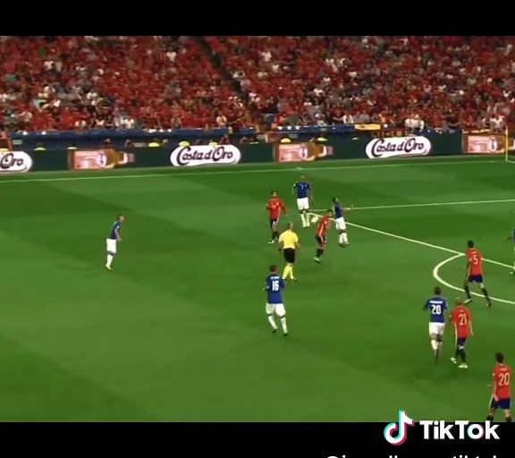 Isco's ellegance 😍. ||#iscoalarcon #footballtiktok #soccertiktok #fyp#viralvideos