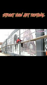 34K views · 376 reactions | Street View Art Festiwal Szczecinie zwrócił uwagę nie tylko mieszkańców Ponad 400 metrów kwadratowych sztuki obala stereotypy na temat graffiti – to prawdziwe arcydzieło, które pokazuje, że street art to coś więcej niż "wandalizm". Dzięki tej inicjatywie, Szczecin stał się miejscem spotkań i wymiany kulturowej. ❤️. #Teleexpress #TVP #Szczecin #Polska #Sztuka #StreetArt | Teleexpress TVP | Facebook