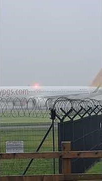 Airbus A321 NEO Flypgs. Pegasus Airl8nes. Thick fog.