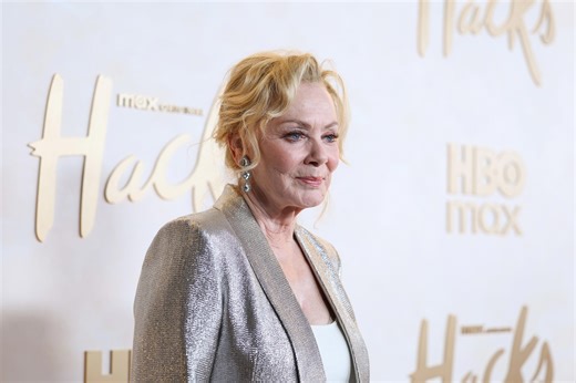 Jean Smart reveals 2023 health scare led to triple bypass surgery