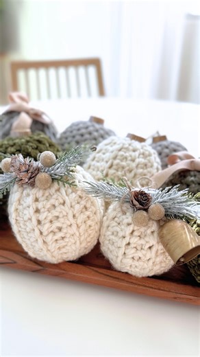 Erin || Free Crochet Patterns on Instagram: "🎄How to make a Crochet Christmas Ornament working in rows 🙌🏻 Do you prefer working in rows or rounds? I have ornament patterns for both!! The full versions can be found on the blog. 🧶 @lionbrandyarn Wool Ease Thick & Quick 👉🏻 Head to simplymadebyerin.com or tap the link in bio to grab the FREE pattern! 🏷️ Tag a crochet lover who’s ready for Christmas! #crochetornaments #christmascrochet #crochetchristmasdecoration #freecrochetpattern #simplymad