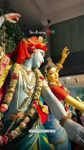 👉 Krishna Se Pehle Radha Naam Kyu Liya Jata Hai? 😳❤️ Radhe Radhe #shorts