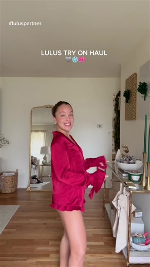 @Lulus allll holiday season and after that 💫❄️🤍💕 use code ANNAP20 for 20% off your first order #Luluspartner #Lovelulus