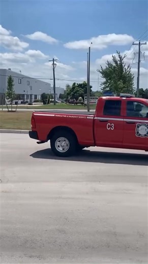 4.3K views · 40 reactions | Yawn Car 3 Goes #bhb #ggb #gogetembrothers #brotherhoodbuffs #jobtown #jobtownusa #chiefmiller #bomberos #firetruck | Brotherhood Buffs | Facebook