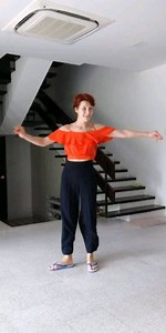 18K views · 768 reactions | Playing with the solo of 9.20 Special. In Singapore. In my flip flops. P. S... When people ask me which shoes to choose for dancing  | Ksenia Parkhatskaya | Facebook