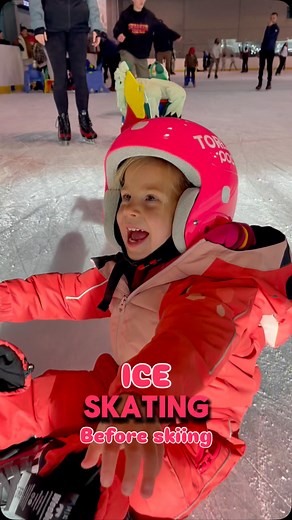 13K views · 38 reactions | Pre‑holiday ice skating = instant confidence boost. The kids get their balance back, practice edges, and remember how to fall and pop up—ready for the slopes! ⛸️⛷️ @pocsports @weedo.funwear.uk | Tori Ski | Facebook