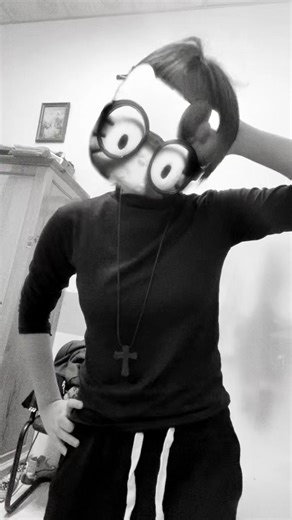 Cảm Nhận Tình Yêu Giữa Các Cô Gái